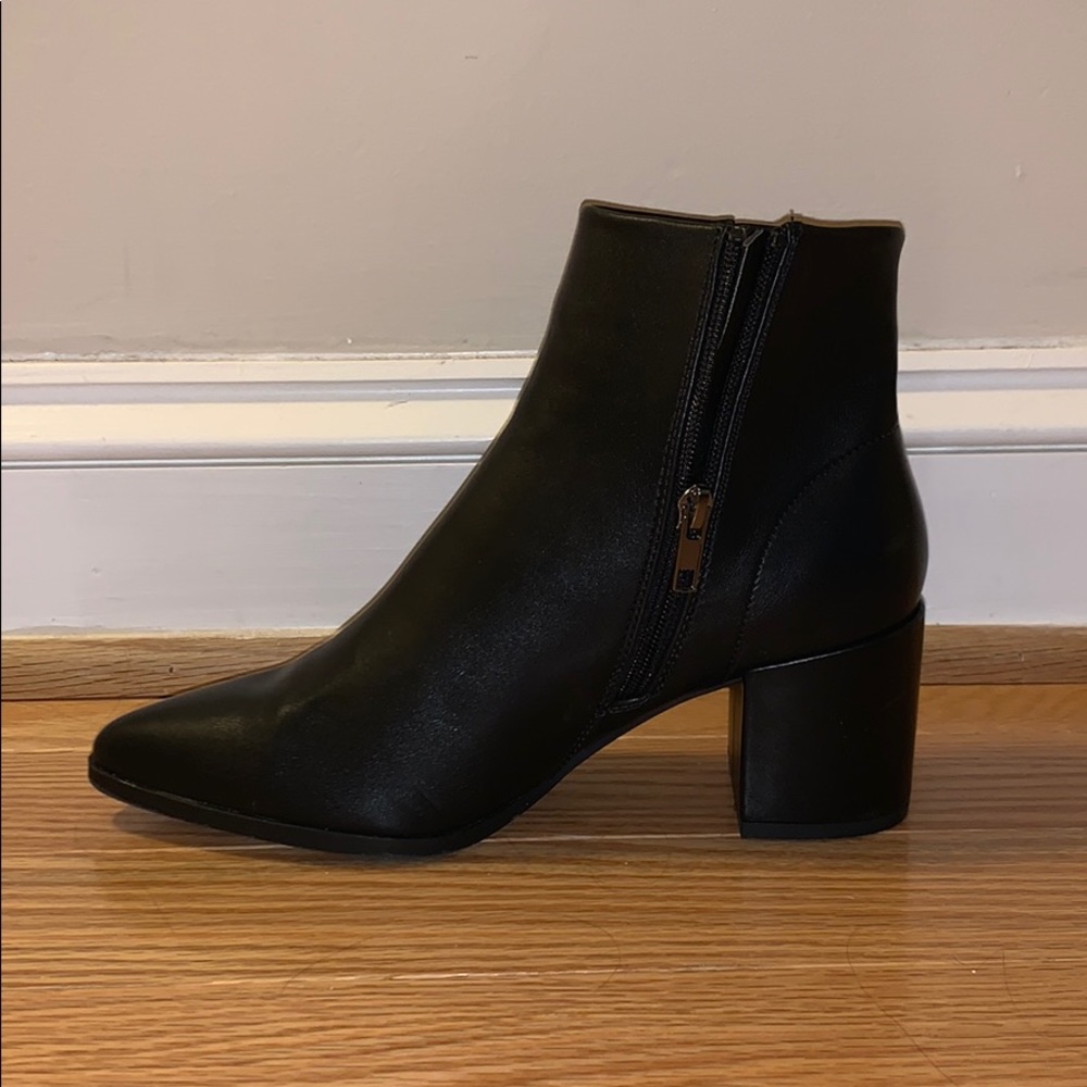 Madden girl Dafni booties